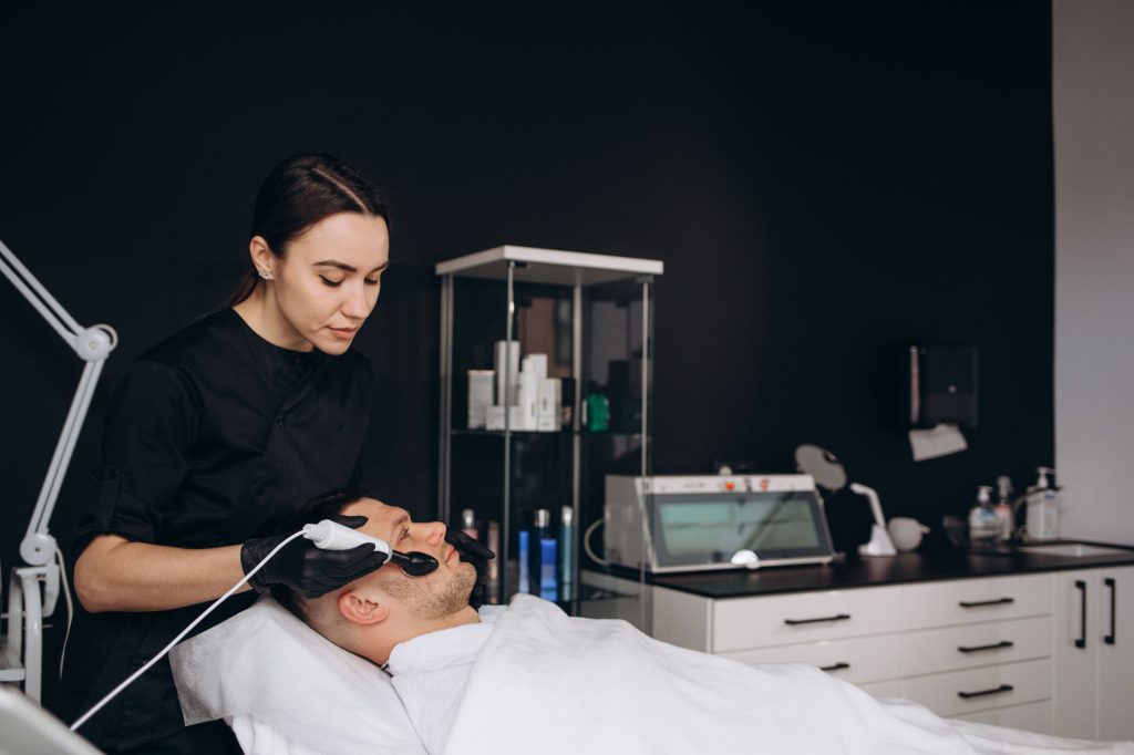 Чистка лица для мужчин