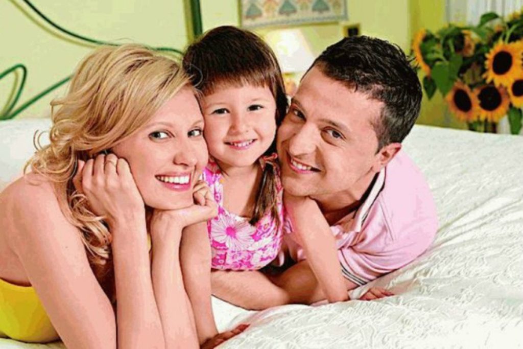 Дочка Зеленського: біографія, особисте життя і розвиток