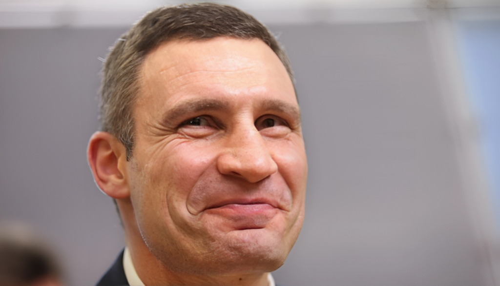 Настоящая Фамилия Кличко: происхождение, биография и карьера братьев-боксеров
