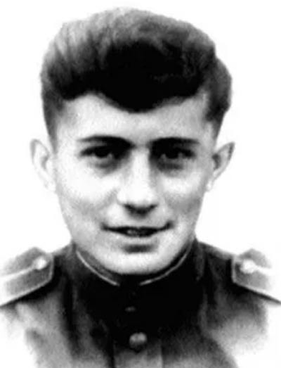 Григорий Бакланов Родители Фото: подробности биографии, семьи и карьеры
