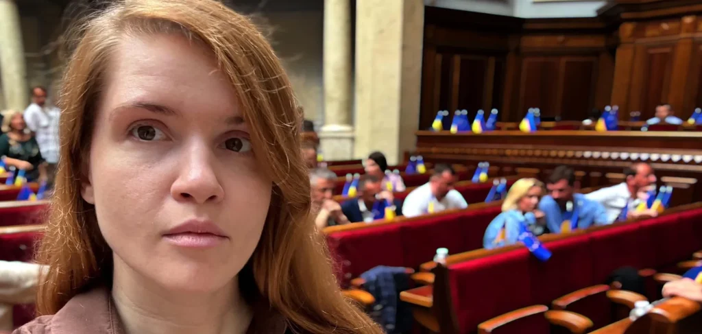 Мар'Яна Безугла Особисте Життя: Біографія, Кар’єра та Сімейні Деталі