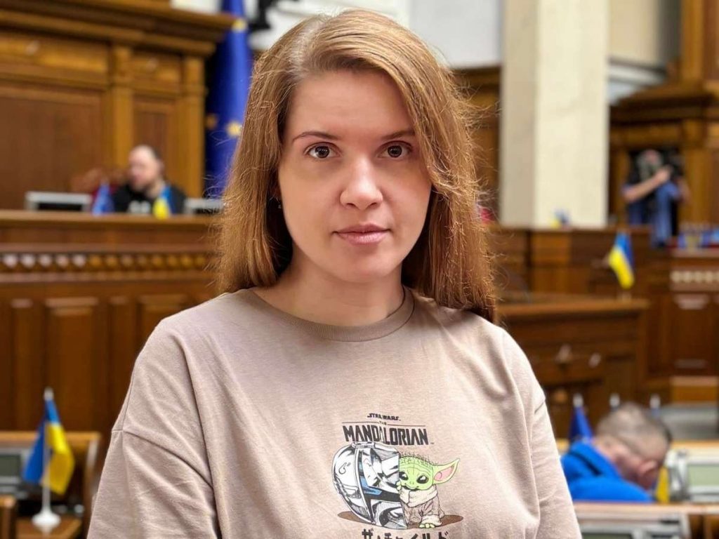Мар'Яна Безугла Особисте Життя: Біографія, Кар’єра та Сімейні Деталі